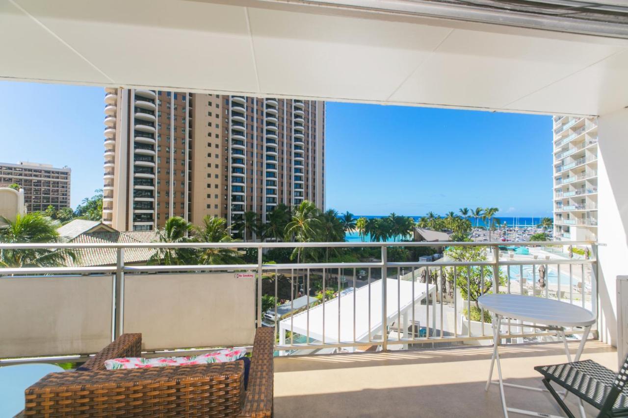 Ilikai Tower 420 Lagoon View 1br